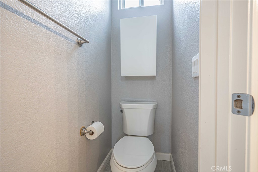 Summit Renaissance (SMRN) - Residential Lease