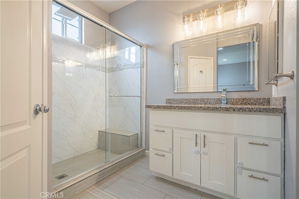 Summit Renaissance (SMRN) - Residential Lease