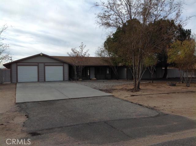 Back on market FHA appraisal in @ 235k clear septic termite WOW! Over an Acre of rear Fenced land Freeway close with RV access. This Four Bedroom home boast custom Textured ceilings, Bay windows, Interior/exterior Freshly Painted, New Capet,Huge Master Suite with Double door entry, Great size walk in closet, Dual Sinks and a Garden Tub, great for relaxing. Kitchen has New Stainless Stove and dishwasher as well as New Counter tops and cabinets galore, indoor laundry room with extra cabinets and work station. Come and experience this great floor plan. Association Amenities: None # of RV Spaces: 0 Special Features: ,CC,PTRYNONE Lot Location Type: Standard Location Landscaping: Natural Special Features: Cable TV # of Attached Spaces: 2 # of Detached Spaces: 0