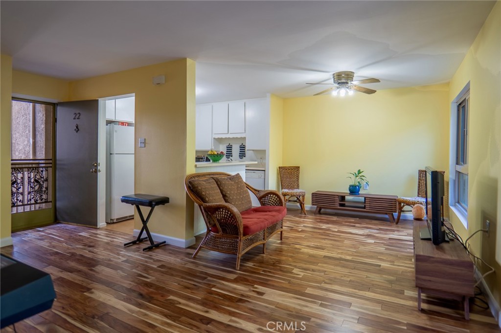 327 Chestnut Hill Court 22