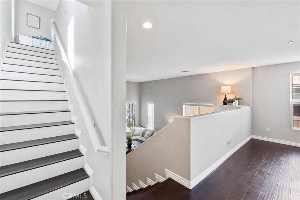 listing image 130721694655291269718