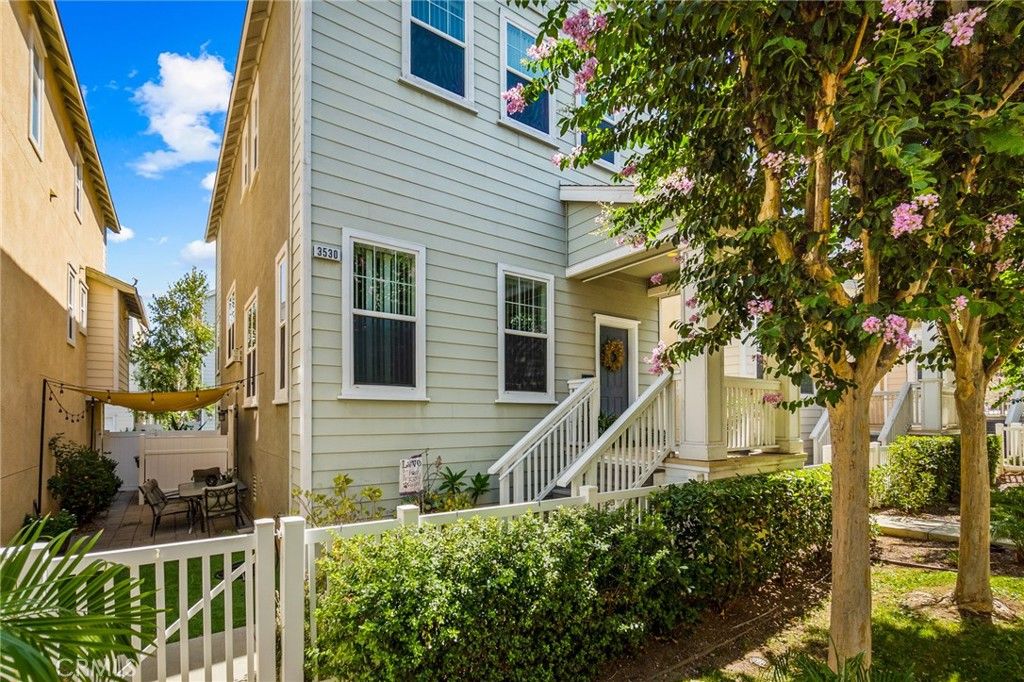 listing image 130725917098550811623