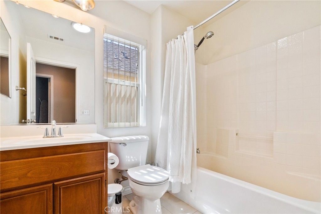 listing image 130721301404733739862