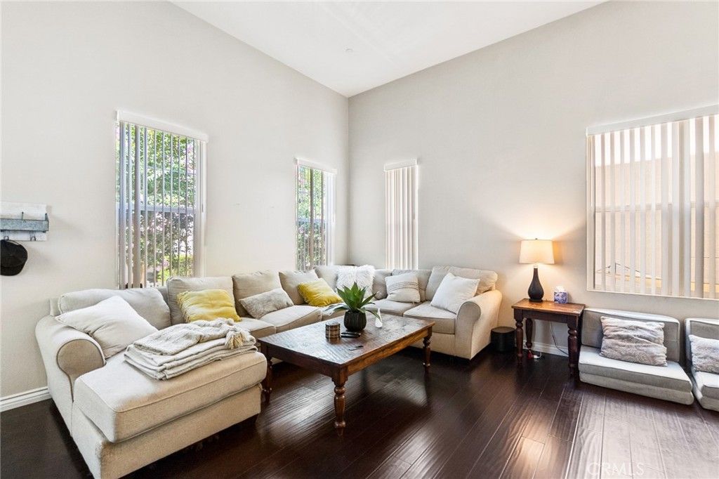 listing image 130721203547645209182