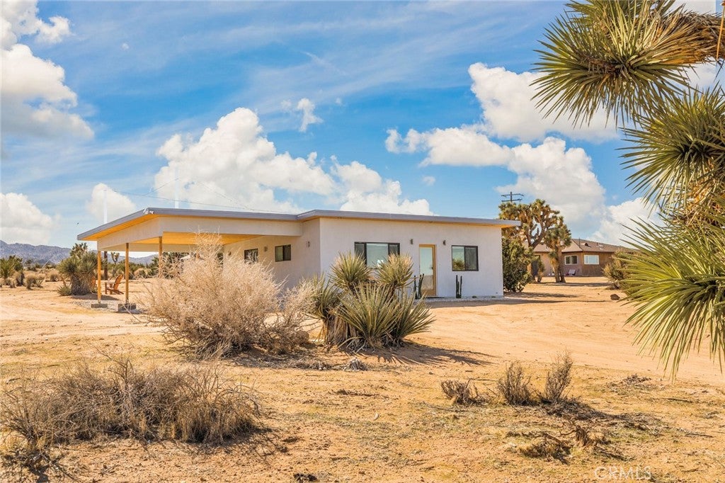 59149 Desert Gold Drive