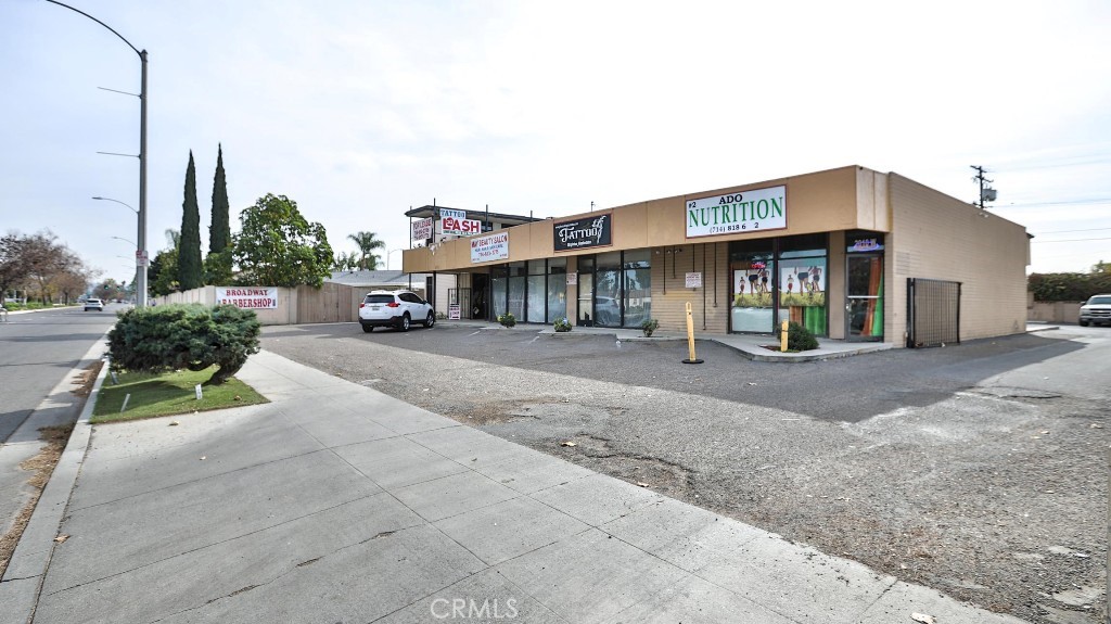 2010 W Lincoln Avenue