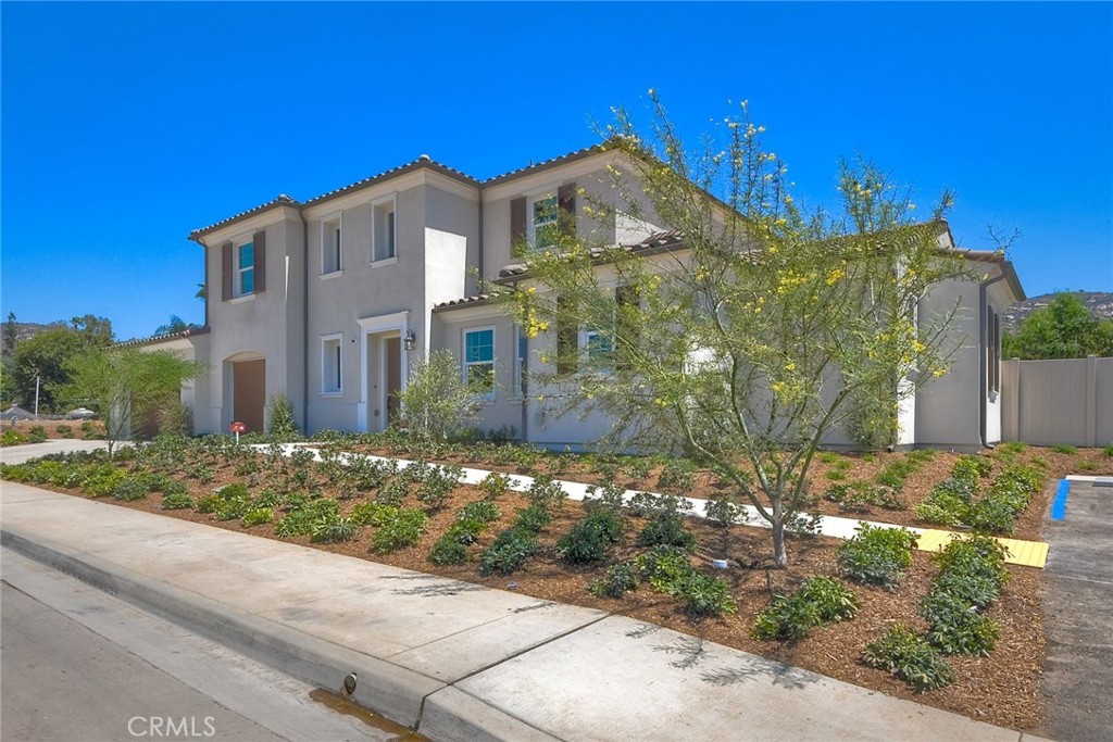 3131 Orchard Glen