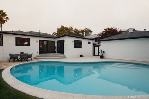 A home in Manhattan Beach