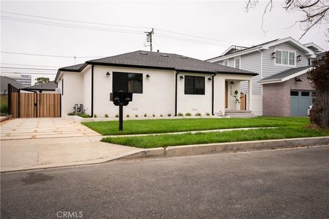 A home in Manhattan Beach