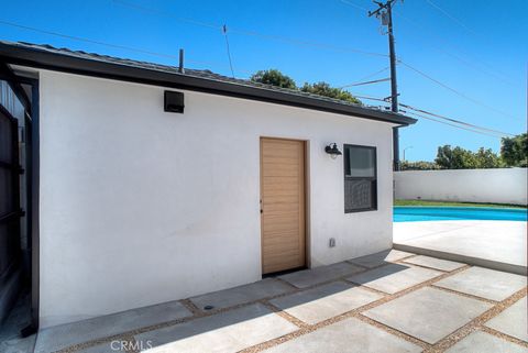 A home in Manhattan Beach