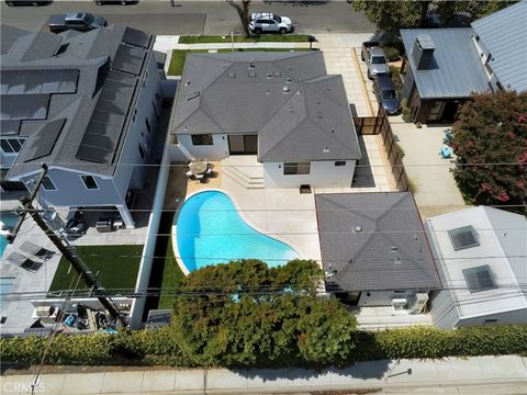 A home in Manhattan Beach