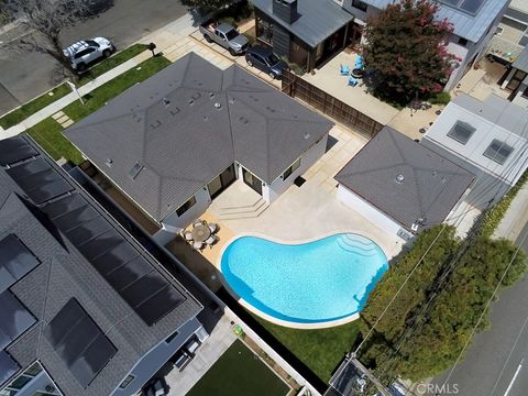 A home in Manhattan Beach