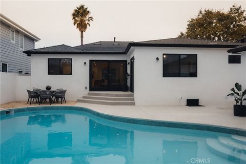 A home in Manhattan Beach