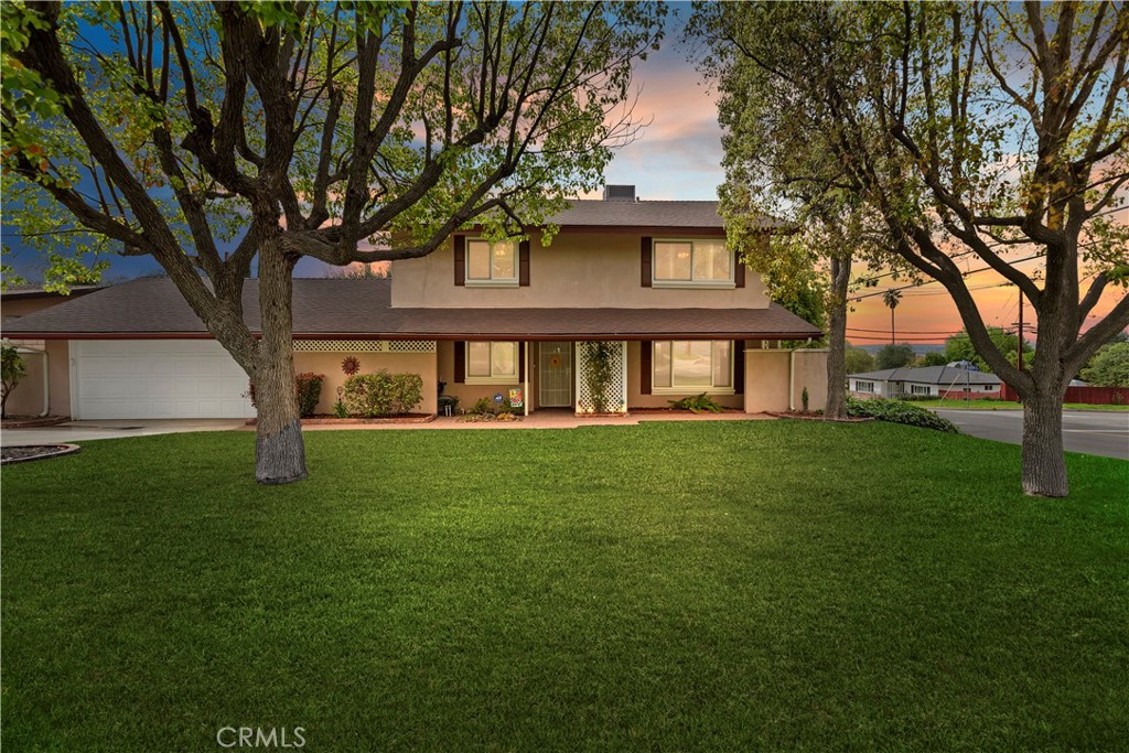 12114 Dos Rios Avenue