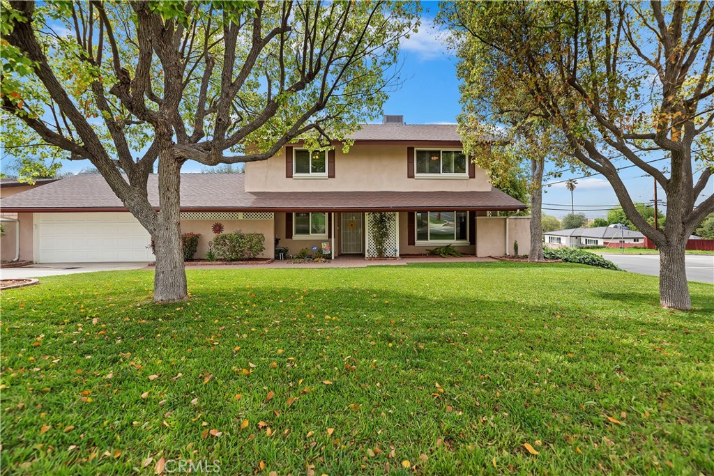 12114 Dos Rios Avenue