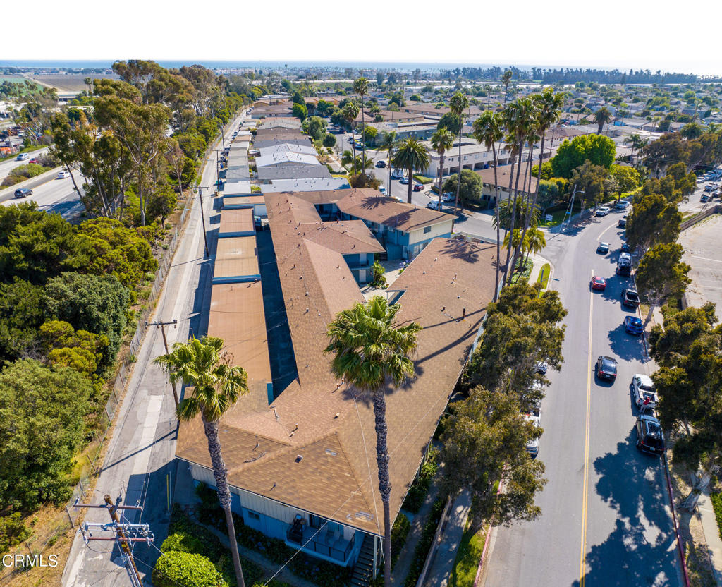 Empire/Sidonia - 1070 - Residential Income