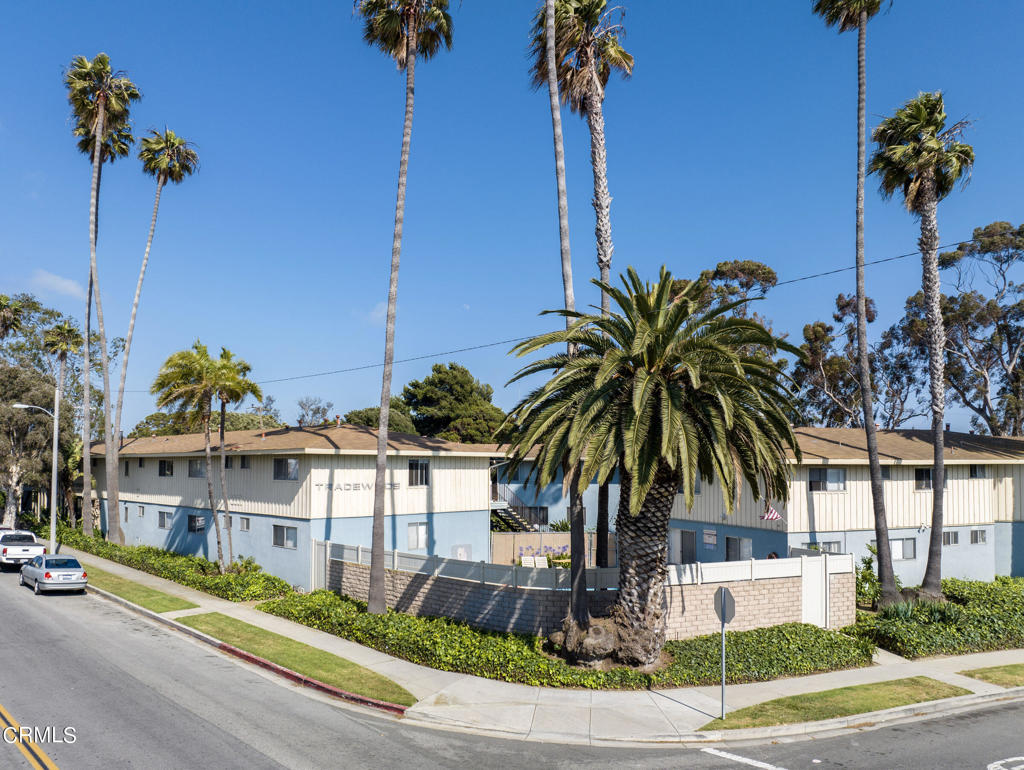 Empire/Sidonia - 1070 - Residential Income