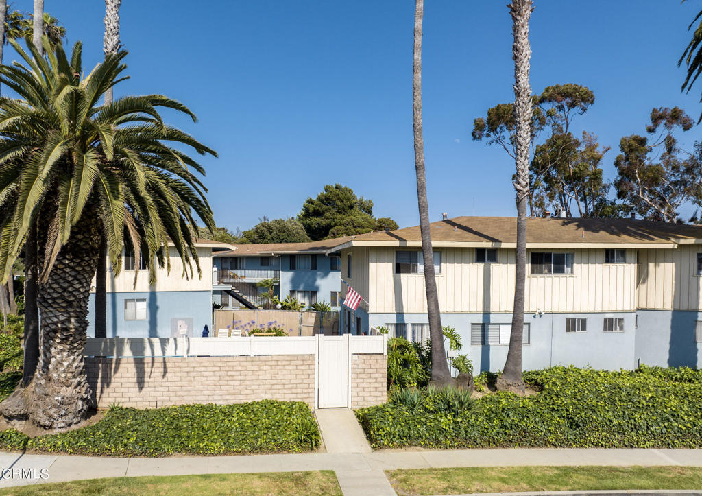 Empire/Sidonia - 1070 - Residential Income