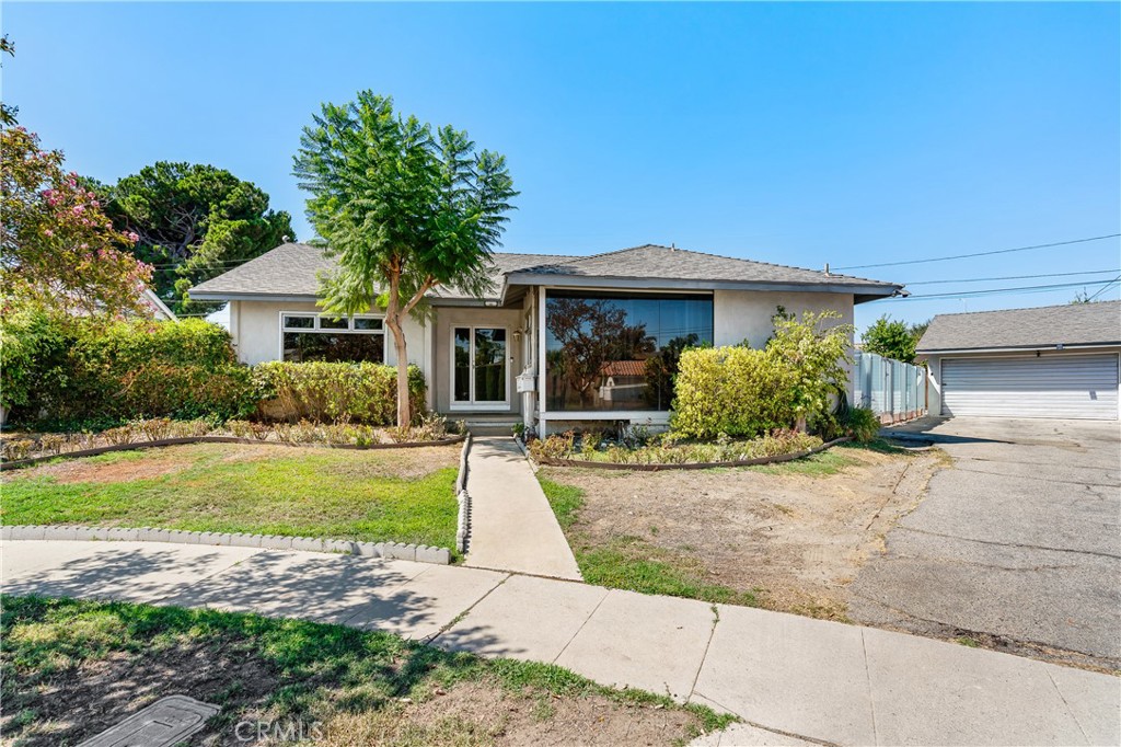 View Mission Hills (San Fernando), CA 91345 house