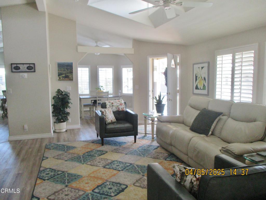 500 W Santa Maria Street 78