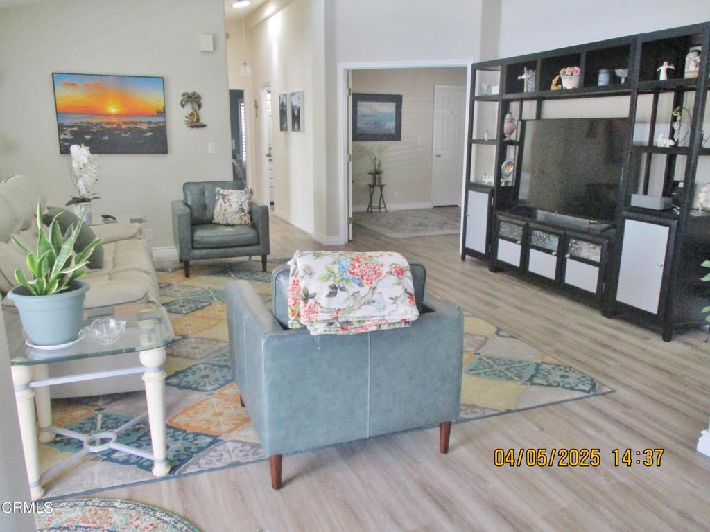 500 W Santa Maria Street 78