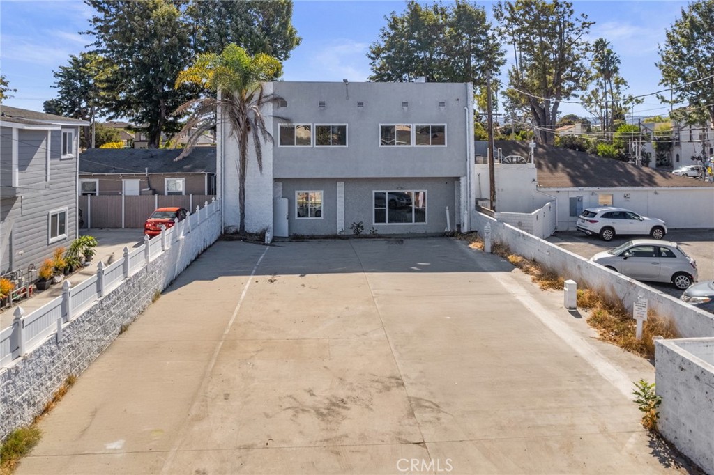 2321 Torrance Boulevard