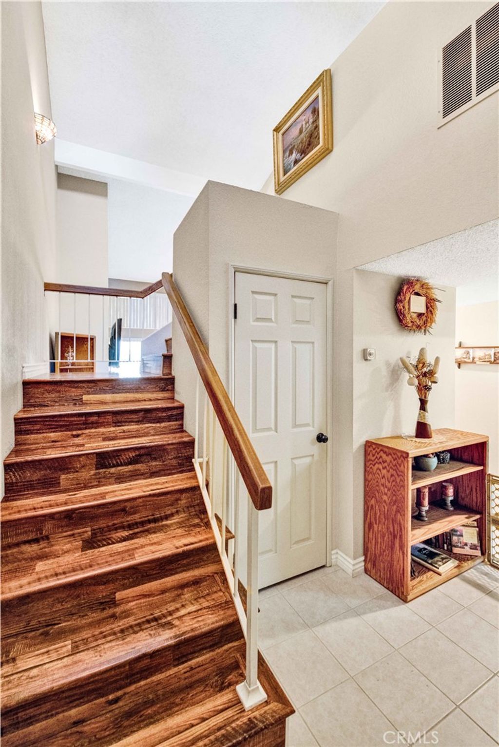 listing image 130723747935619262677