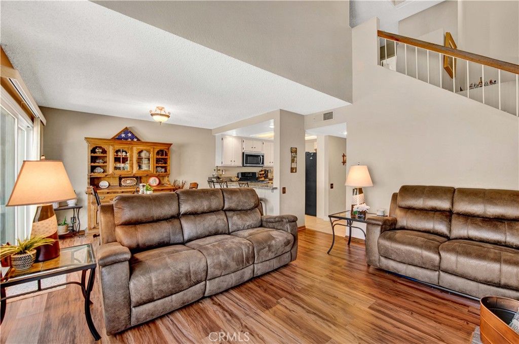 listing image 130727329429728963629