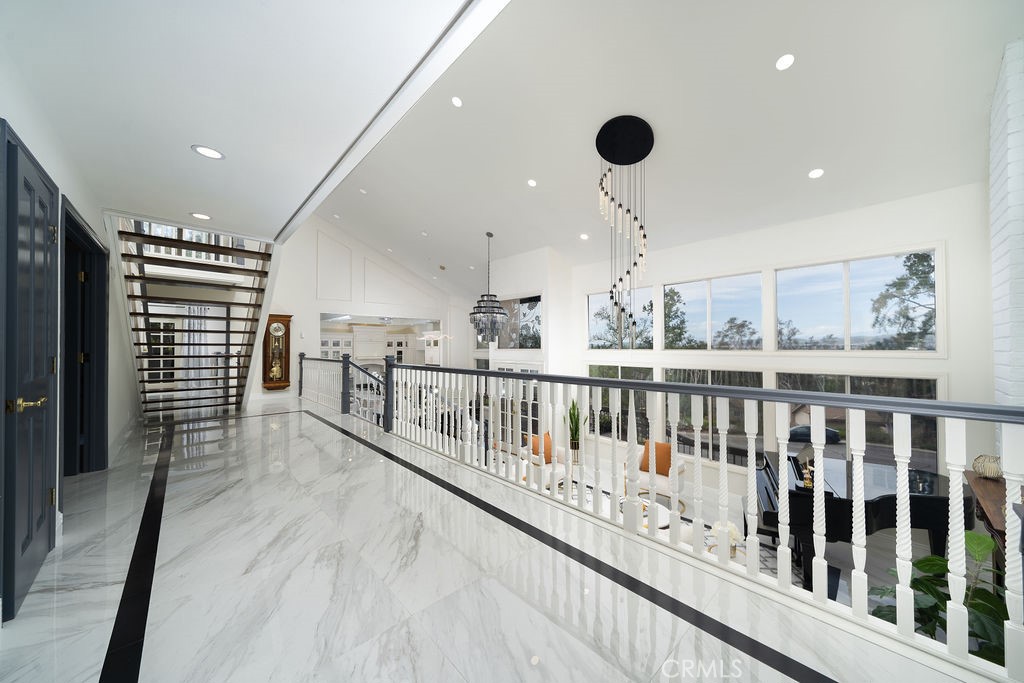 6605 E Canyon Hills Road