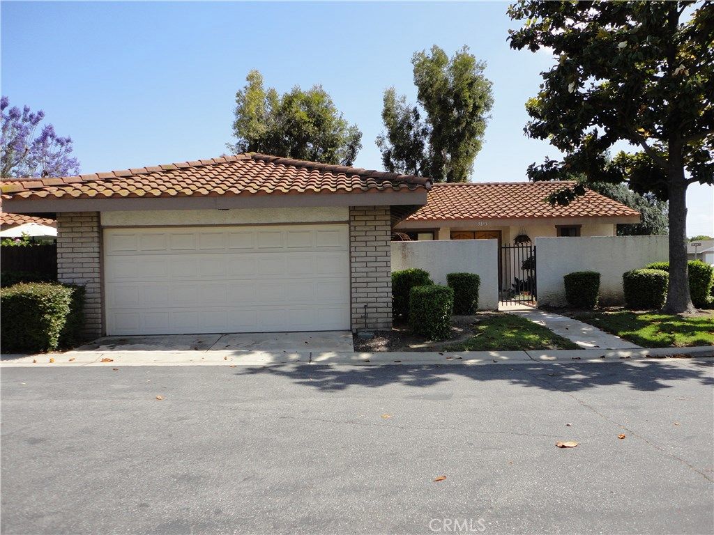 listing image 130722759540382695504