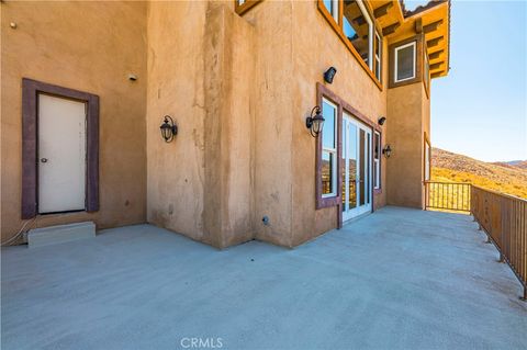 A home in Canyon Lake