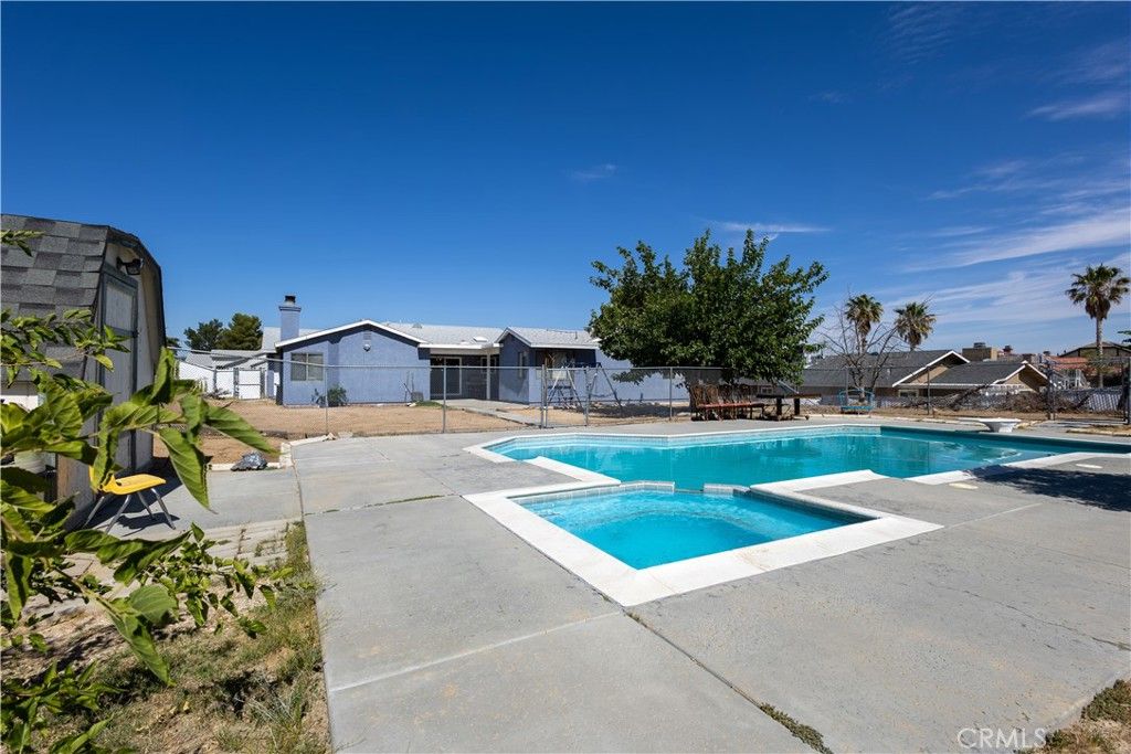 listing image 130729081418082755502