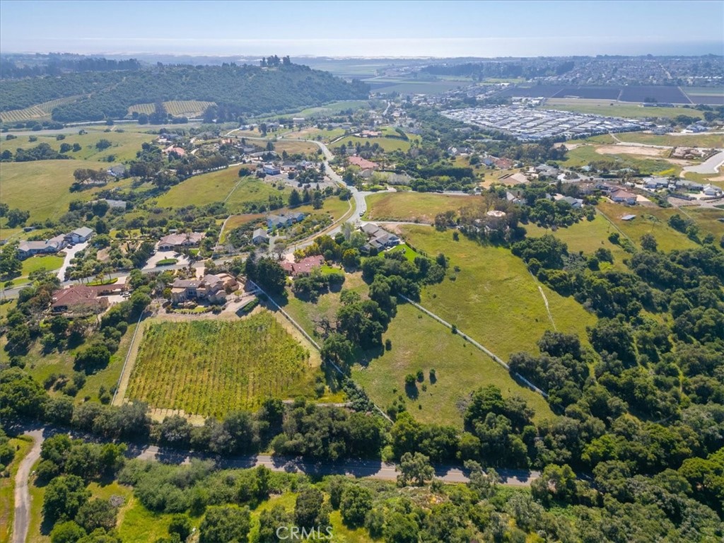 West of 101(1000) - Residential