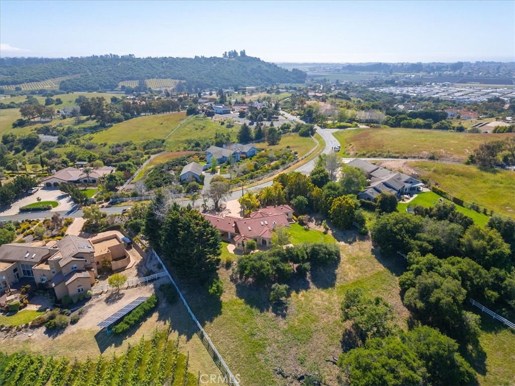 West of 101(1000) - Residential