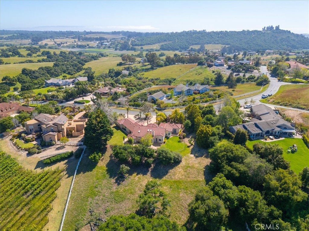 West of 101(1000) - Residential