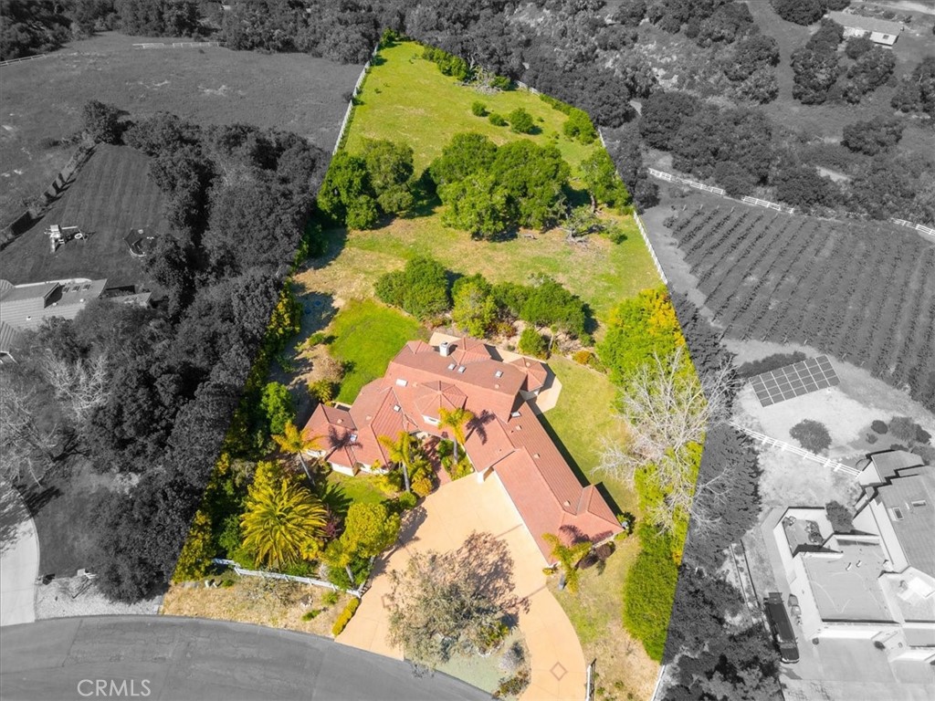 West of 101(1000) - Residential