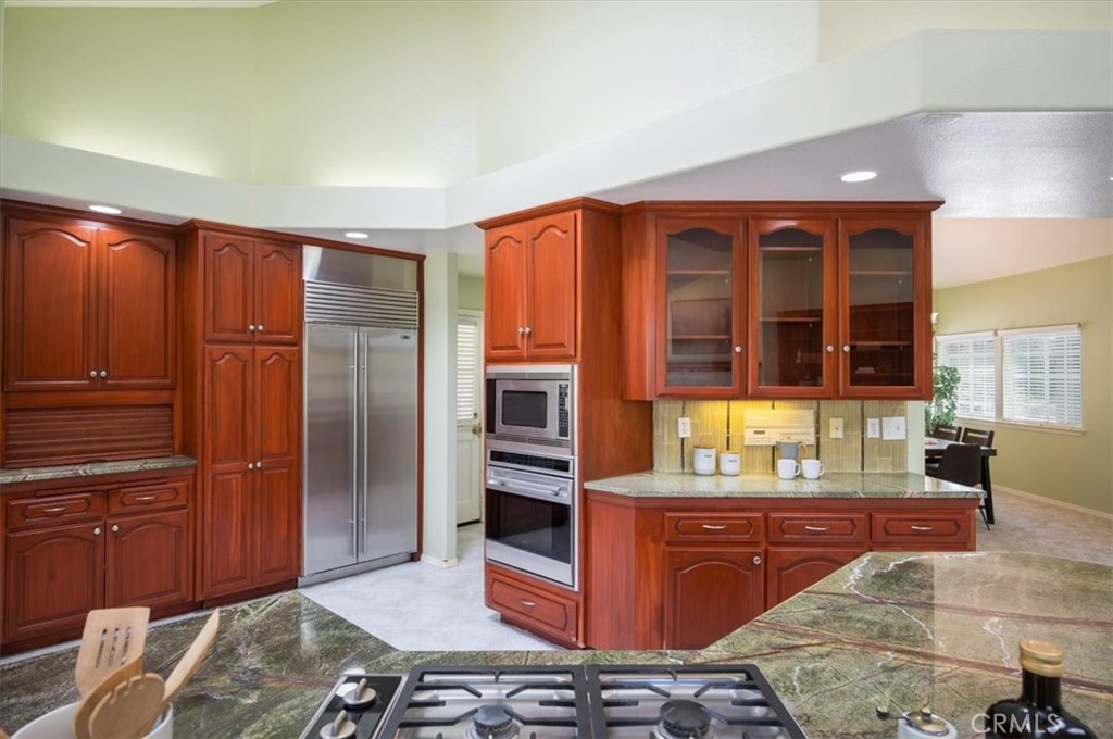 West of 101(1000) - Residential