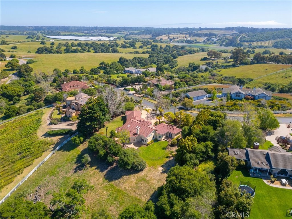 West of 101(1000) - Residential