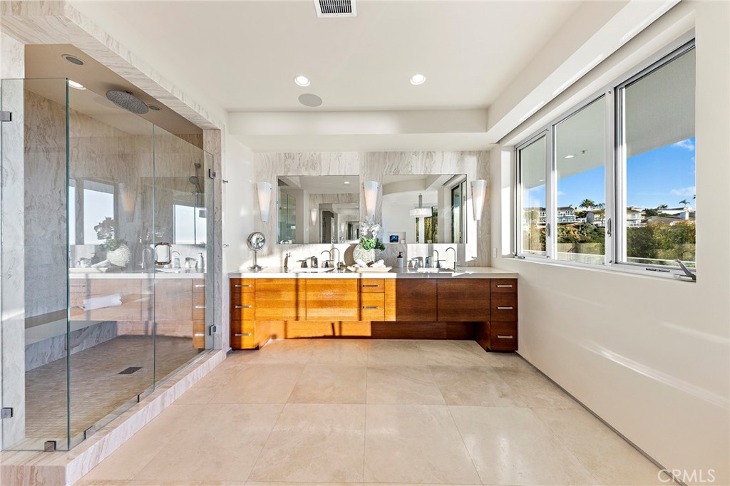 Arch Beach Heights (ABH) - Residential