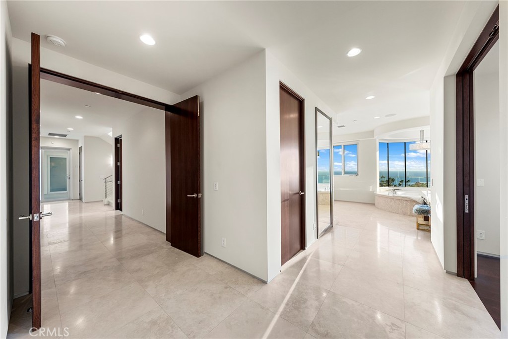 Arch Beach Heights (ABH) - Residential