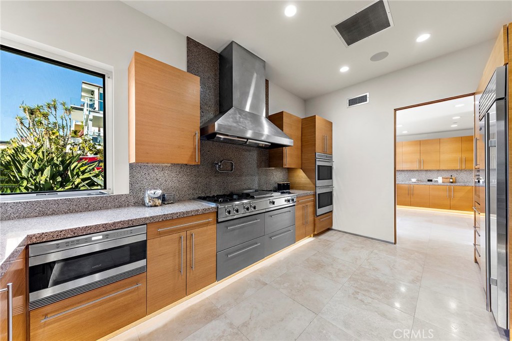 Arch Beach Heights (ABH) - Residential