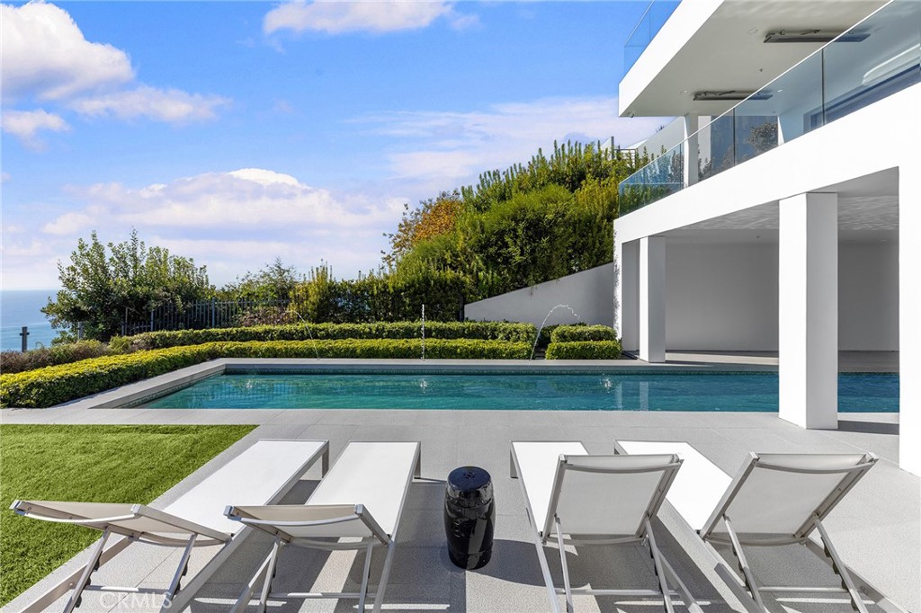 Arch Beach Heights (ABH) - Residential