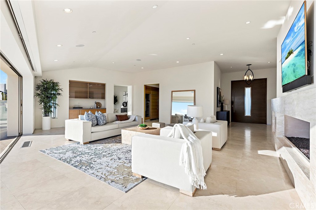 Arch Beach Heights (ABH) - Residential