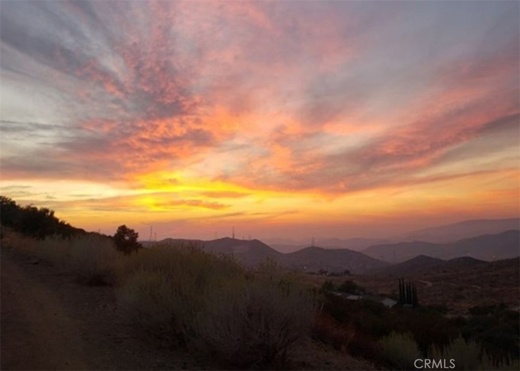 Custom Acton (CACTO) - Land