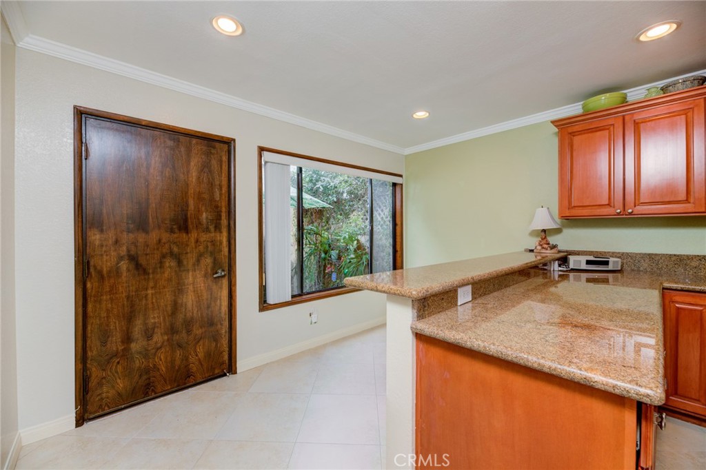 Photo 13 of 36 of 809 Sartori Avenue 1 townhome