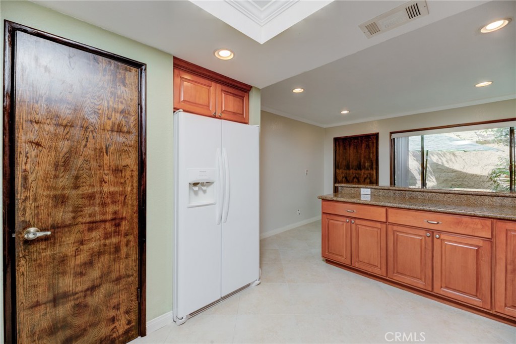 Photo 12 of 36 of 809 Sartori Avenue 1 townhome