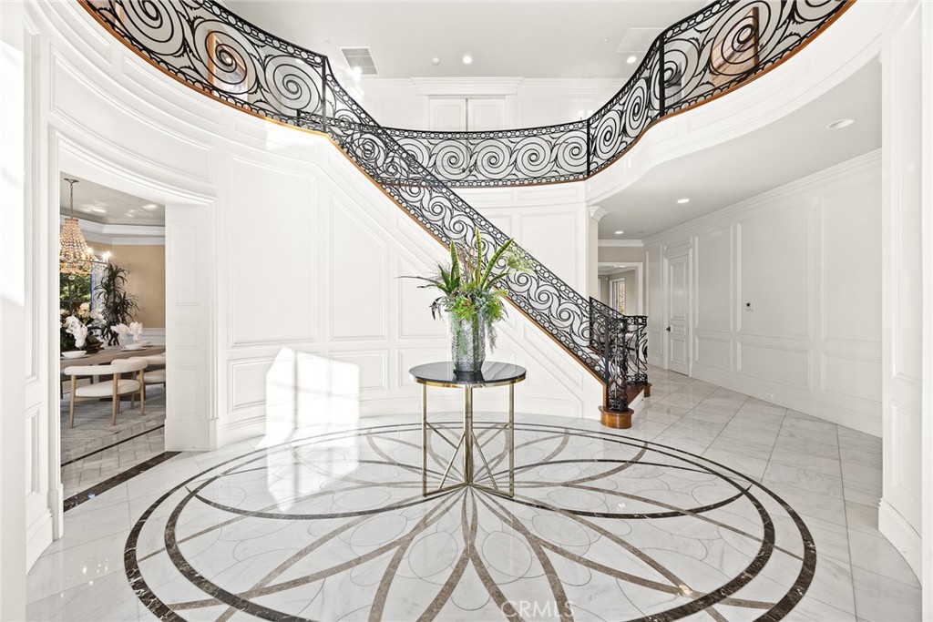 Properties 4 327 Oxford Drive