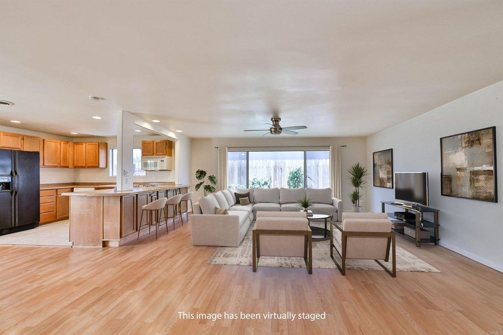 listing image 130726687125547363823