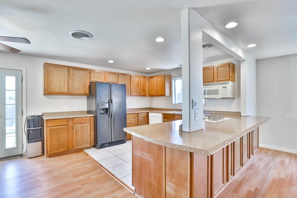 listing image 130721387152668232252