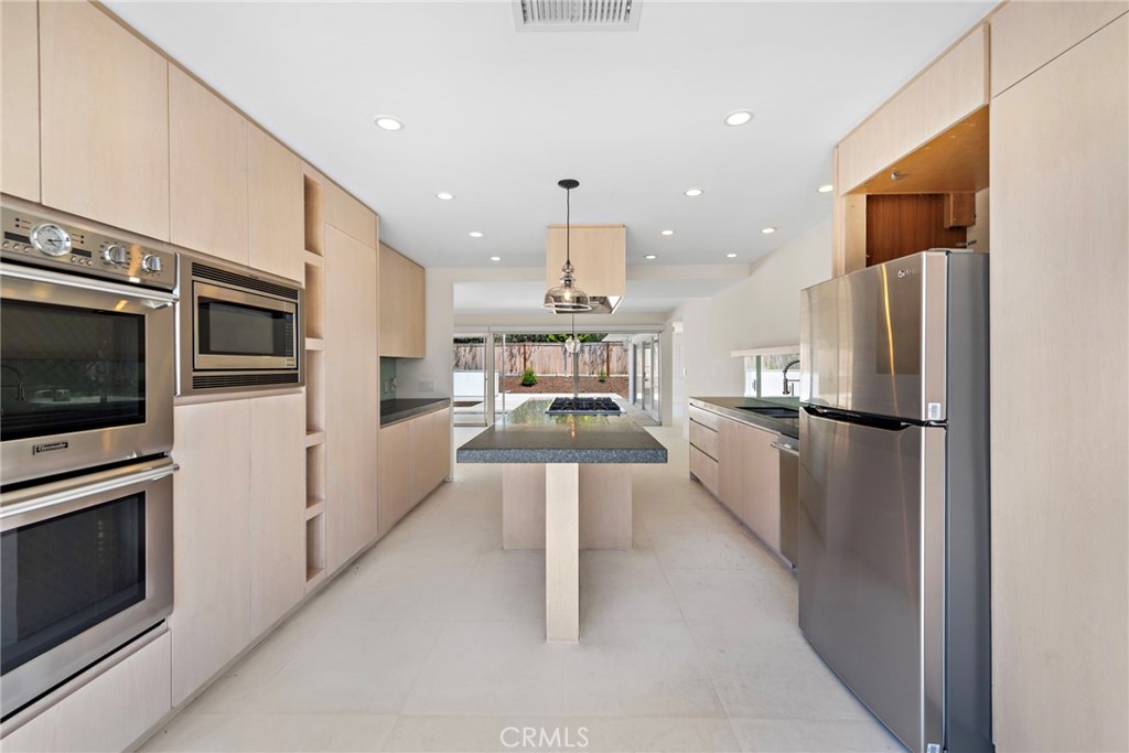 Cameo Shores (CSHO) - Residential